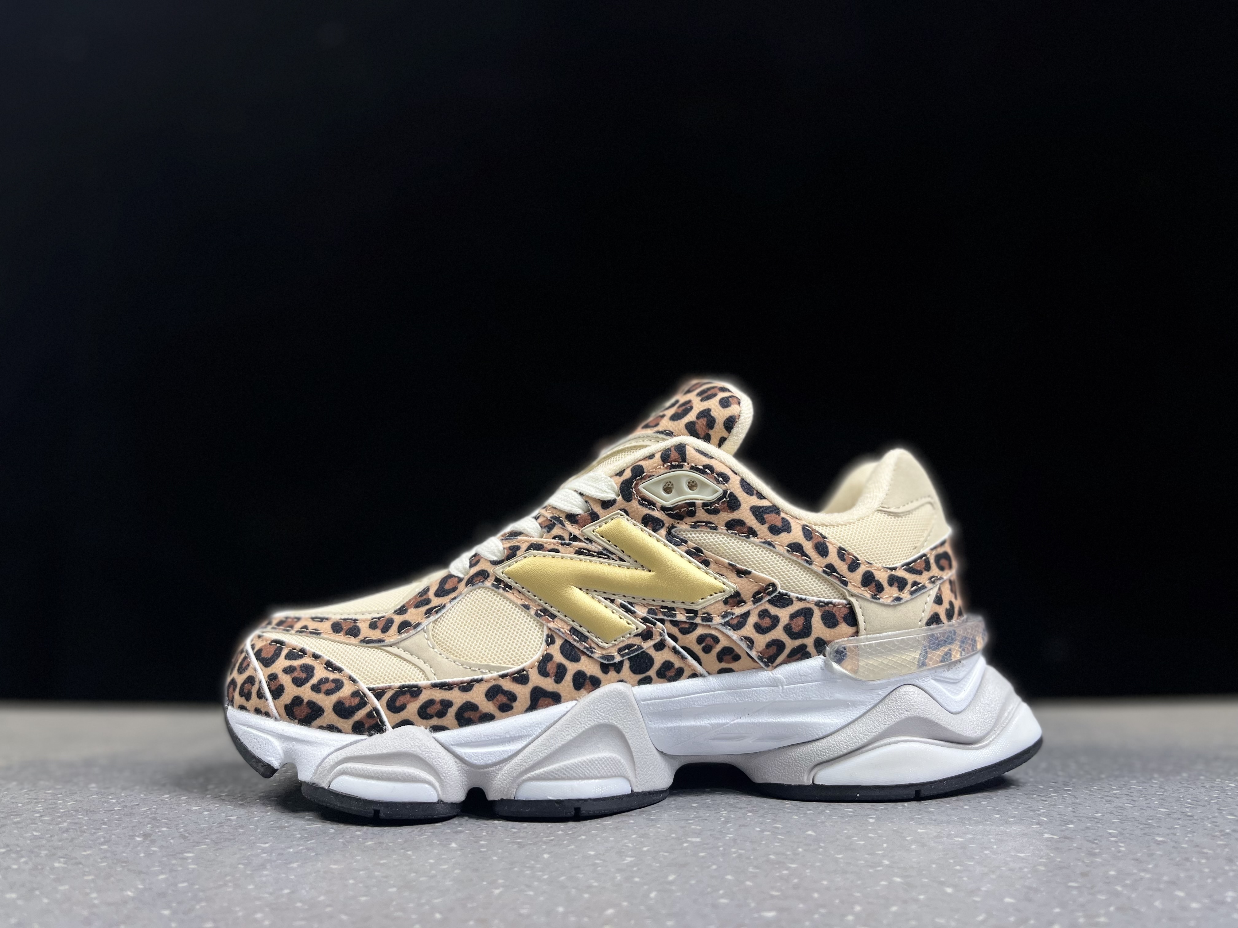 (image for) New Balance 9060 Sale 086