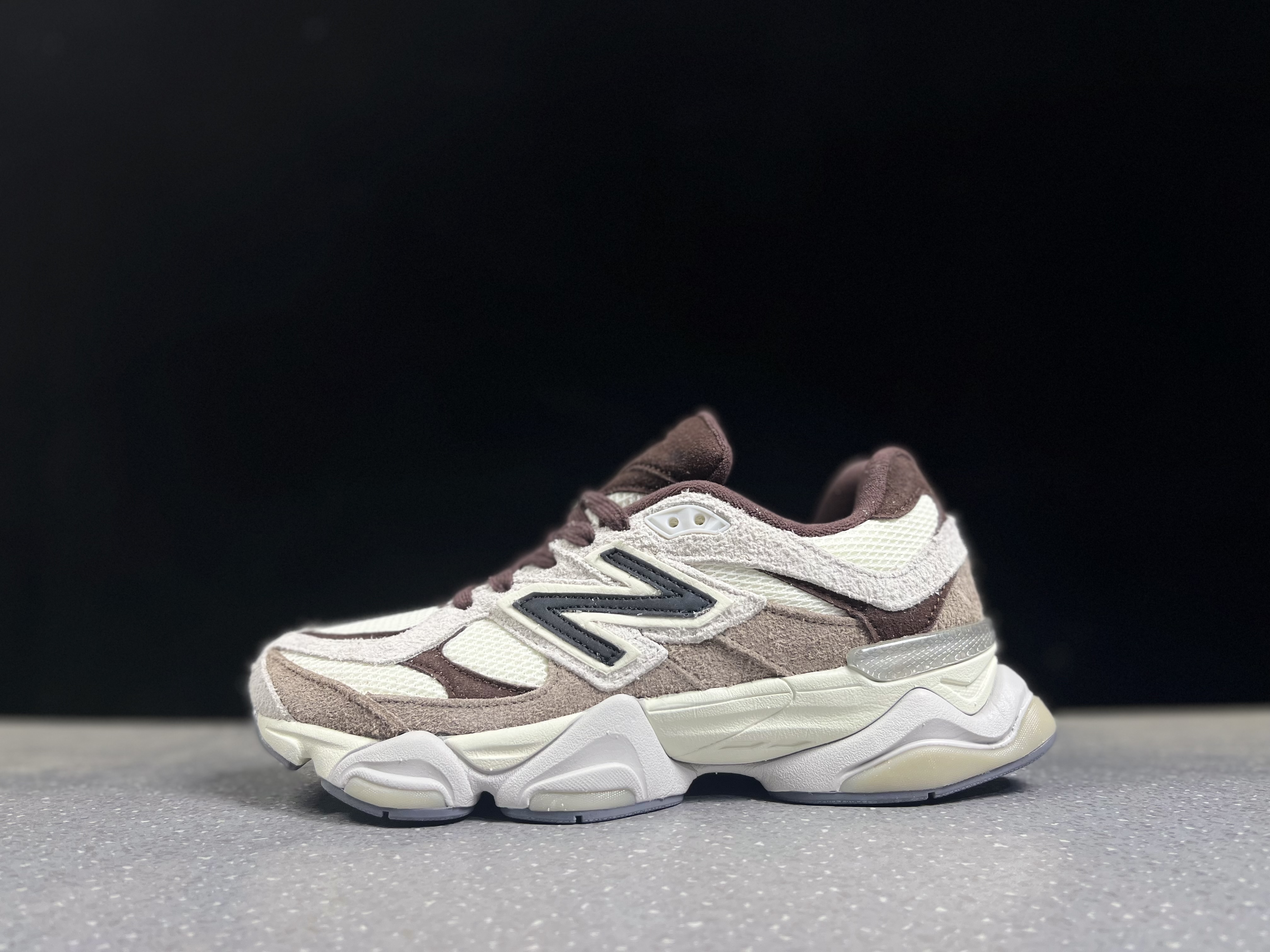 (image for) New Balance 9060 Sale 095