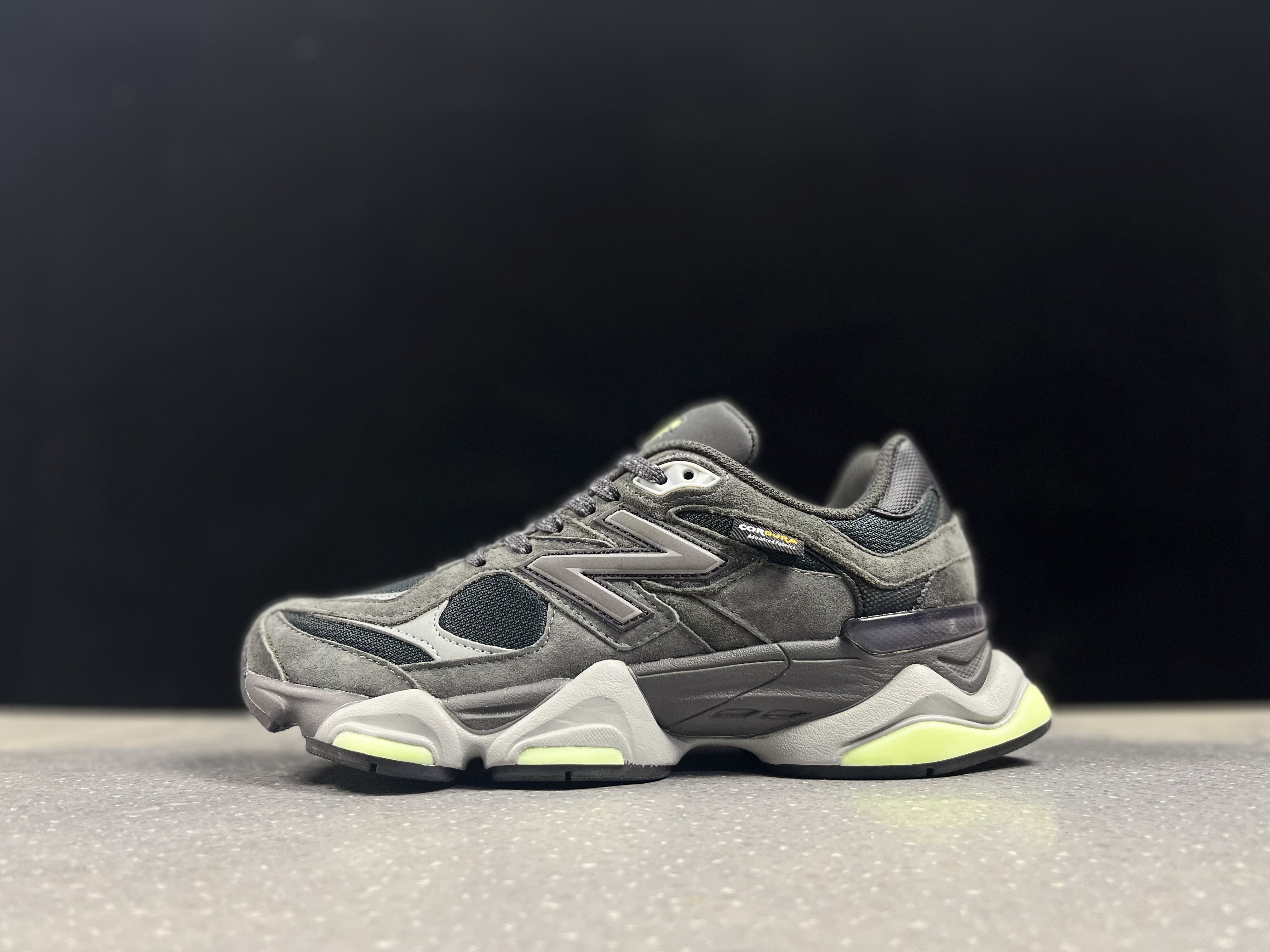 (image for) New Balance 9060 Sale 107