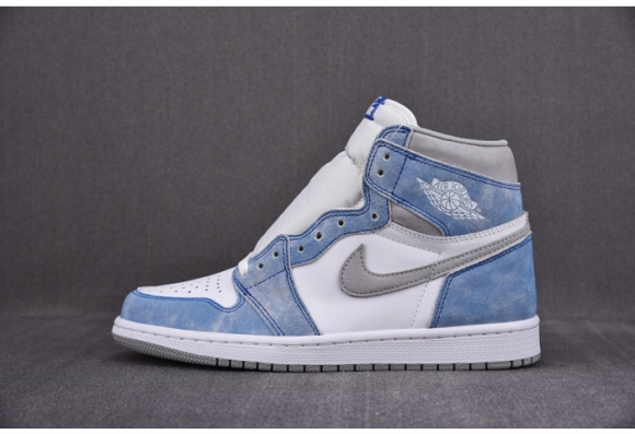 Air Jordan 1 High OG Hyper Royal 555088-402