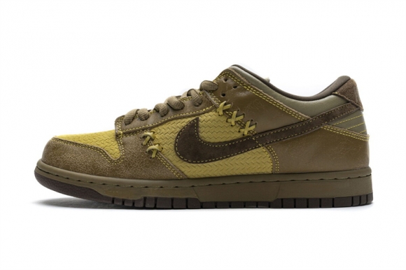 Nike Dunk SB Low Shanghai 304292-721