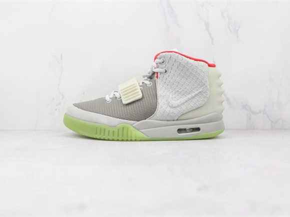 NIKE AIR YEEZY 2 PURE PLATINUM Wolf Grey mens 508214-010 NIKE AIR YEEZY 2 PURE PLATINUM Wolf Grey mens 508214-010