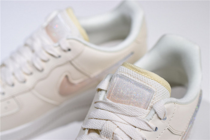Nike Air Force 1 Womens Jelly Swoosh AH6827-100