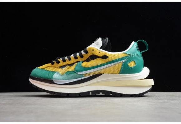 Sacai x Nike Pegasus VaporFly SP BV0073-103