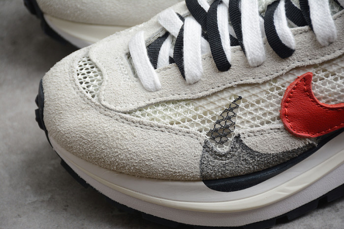 Sacai X VaporWaffle Sail CV1363-100