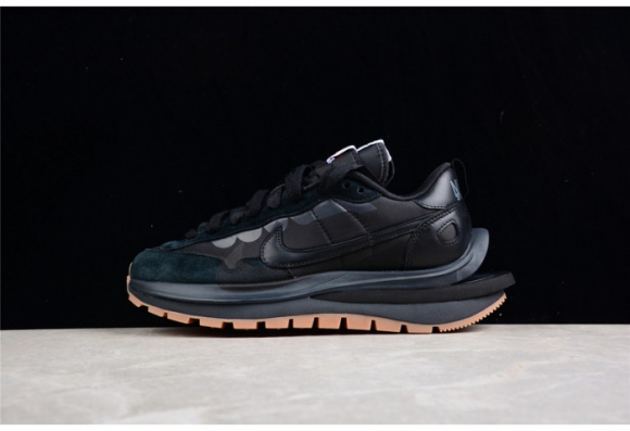 NIKE VAPORWAFFLE SACAI BLACK GUM DD1875-001
