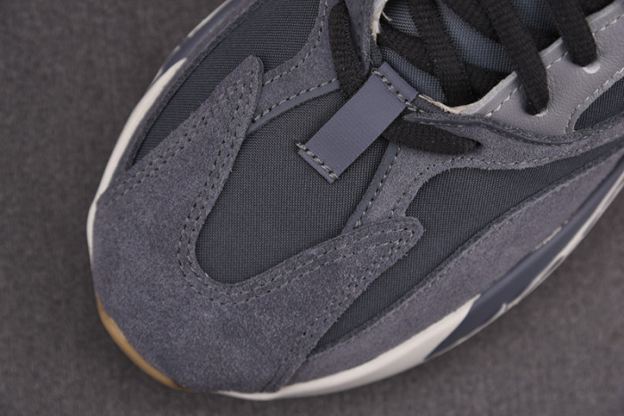 Adidas Yeezy Boost 700 Magnet 