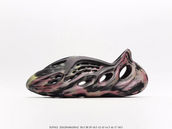 Adidas Yeezy Foam RNR MX Carbon 