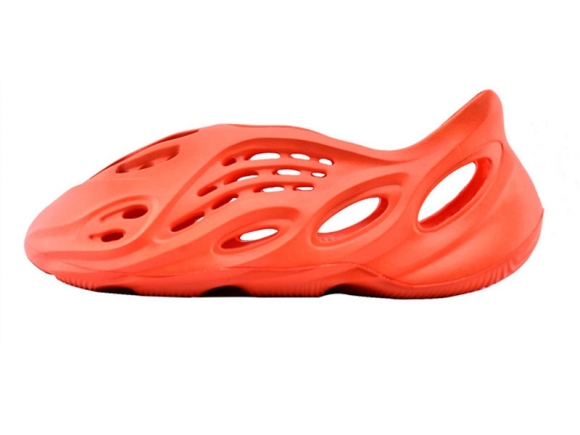 Yeezy Foam Runner Mag